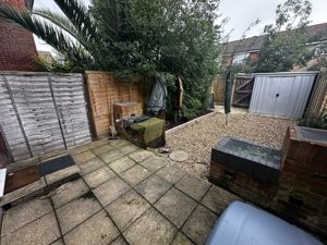 Photo 7- click for photo gallery